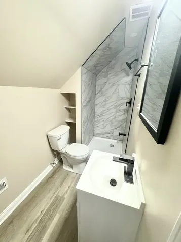 8434 South Luella Avenue Chicago IL 60617