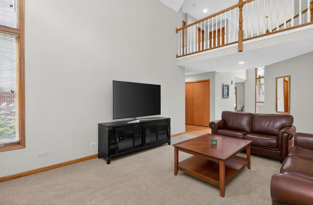 1385 Von Drash Drive Darien IL 60561