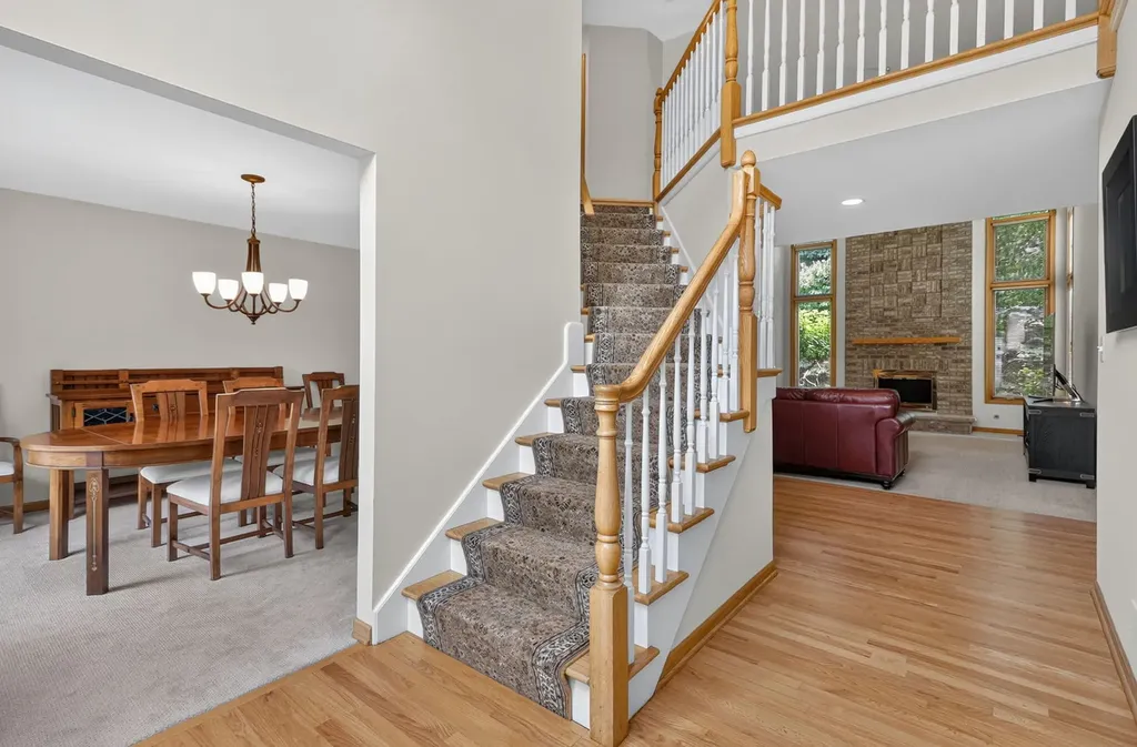 1385 Von Drash Drive Darien IL 60561