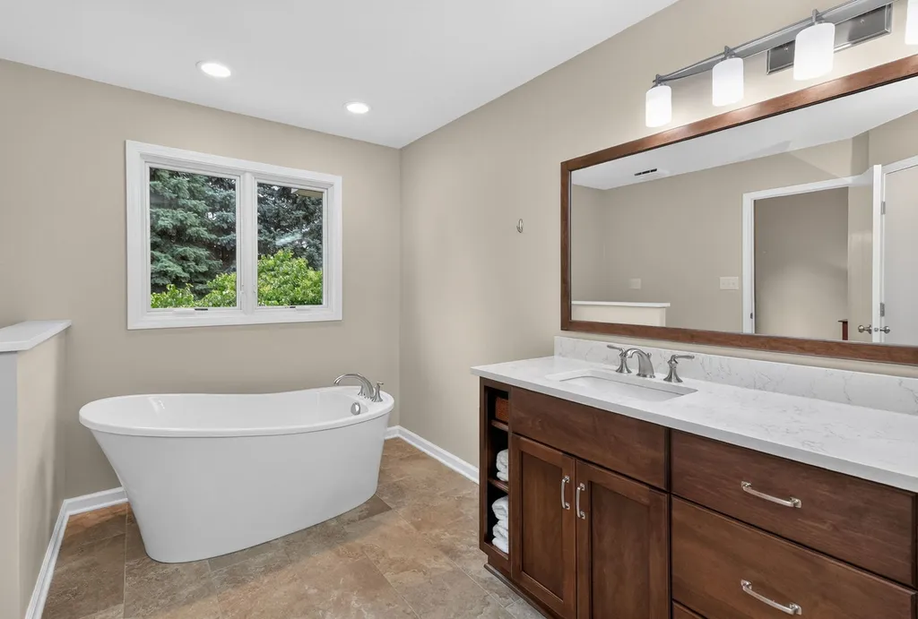 1385 Von Drash Drive Darien IL 60561