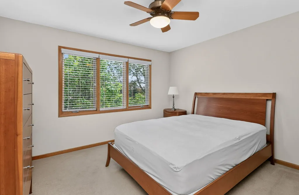 1385 Von Drash Drive Darien IL 60561