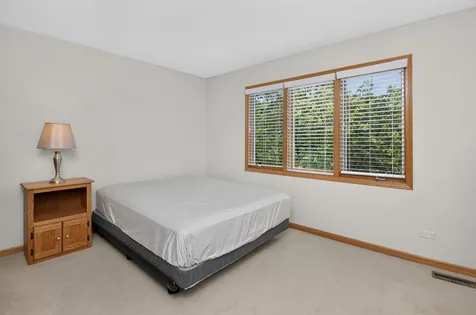 1385 Von Drash Drive Darien IL 60561