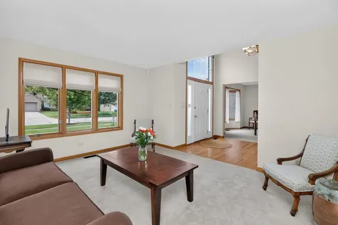 1385 Von Drash Drive Darien IL 60561