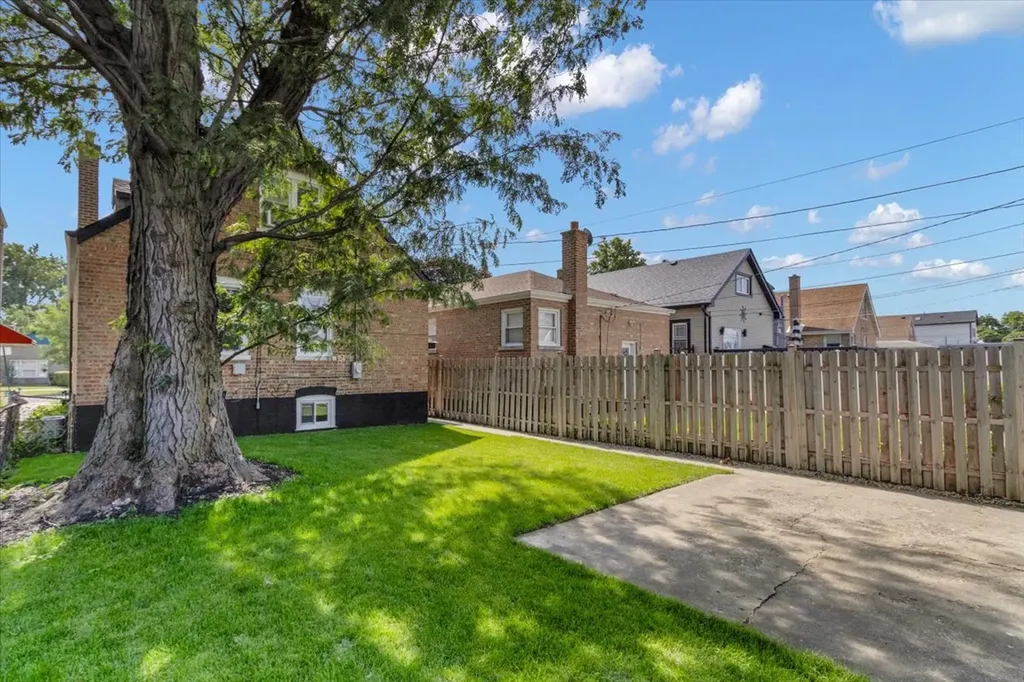 5120 South Avers Avenue Chicago IL 60632