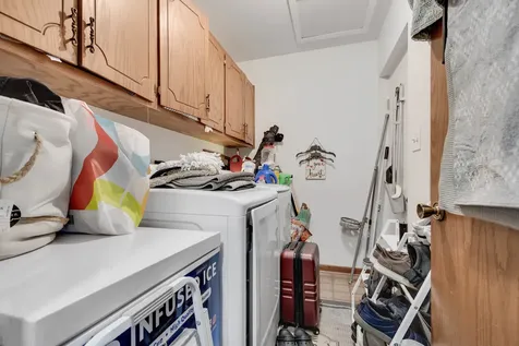 8324 160TH Place Tinley Park IL 60477