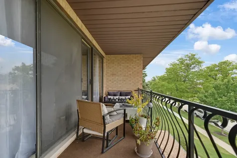 8324 160TH Place Tinley Park IL 60477