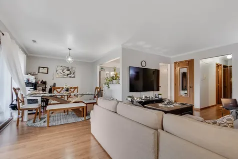 8324 160TH Place Tinley Park IL 60477