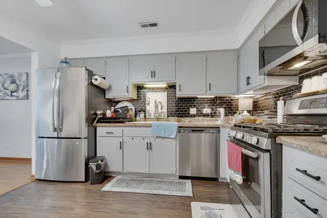 8324 160TH Place Tinley Park IL 60477