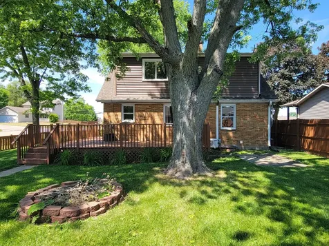 33191 North Sunset Avenue Grayslake IL 60030
