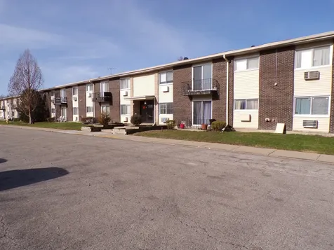 8860 North Western Avenue Des Plaines IL 60016