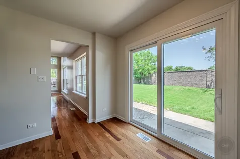 527 Northgate Circle Oswego IL 60543