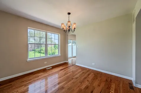 527 Northgate Circle Oswego IL 60543
