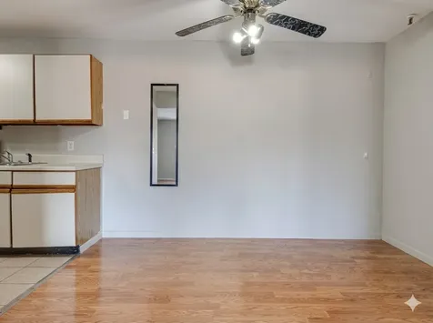 21W581 North Avenue Lombard IL 60148