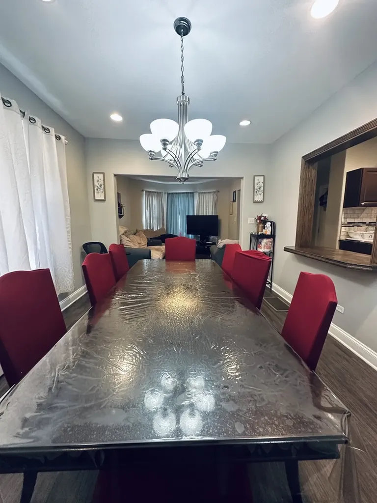 6627 South Marshfield Avenue Chicago IL 60636