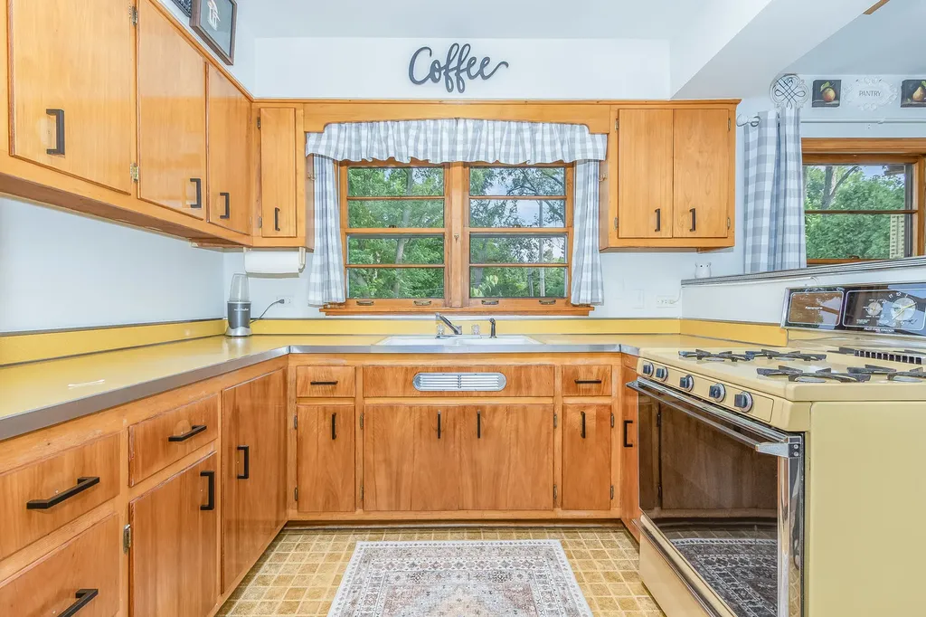 308 Sheldon Avenue Downers Grove IL 60515