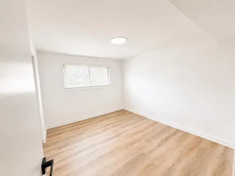 5819 West Higgins Avenue Chicago IL 60630