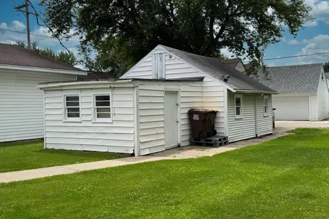 129 East Riverside Boulevard Loves Park IL 61111