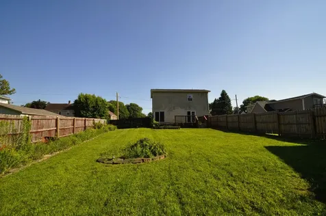 512 East Bronson Street Streator IL 61364