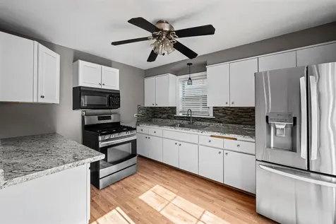 4953 North Meade Avenue Chicago IL 60630