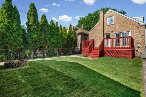 4953 North Meade Avenue Chicago IL 60630