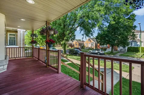 4953 North Meade Avenue Chicago IL 60630
