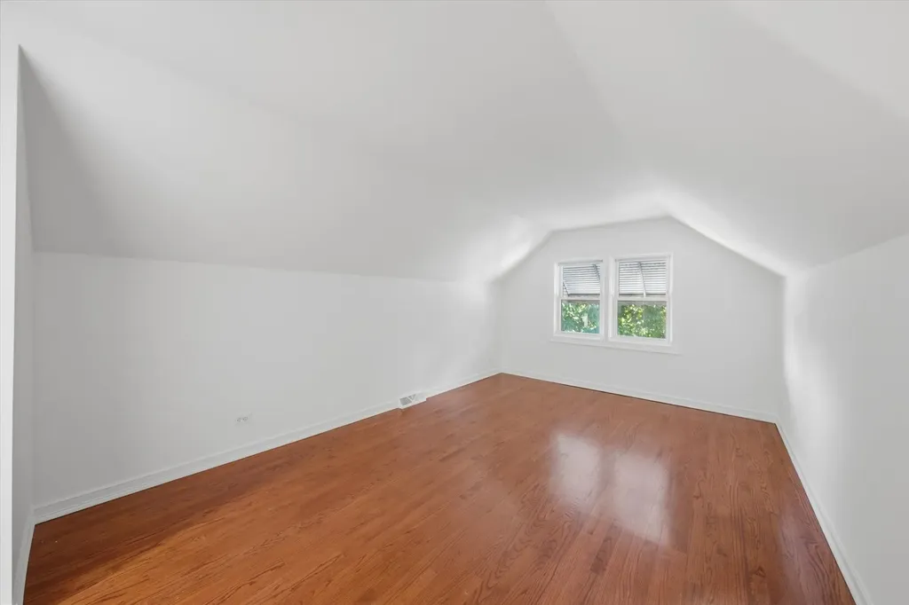 7205 South Lawndale Avenue Chicago IL 60629