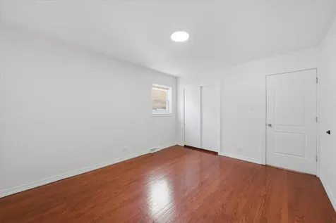 7205 South Lawndale Avenue Chicago IL 60629