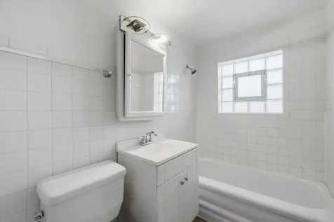 7205 South Lawndale Avenue Chicago IL 60629