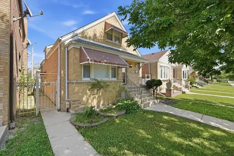 7205 South Lawndale Avenue Chicago IL 60629