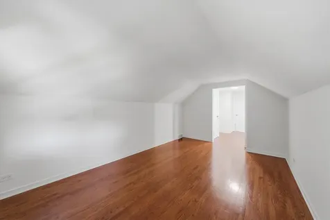 7205 South Lawndale Avenue Chicago IL 60629