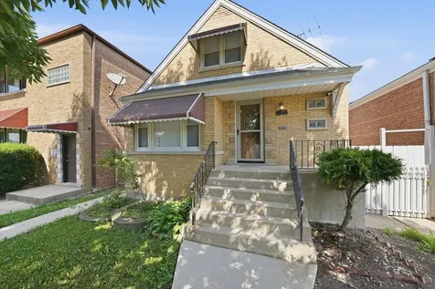 7205 South Lawndale Avenue Chicago IL 60629