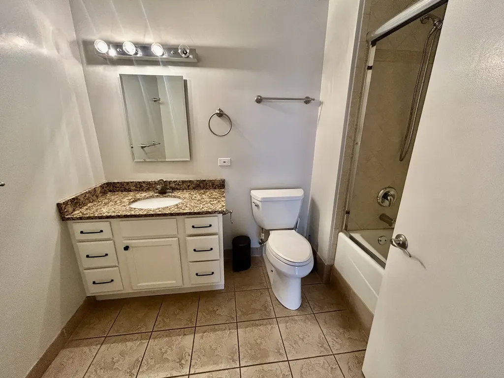 1327 West Washington Boulevard Chicago IL 60607