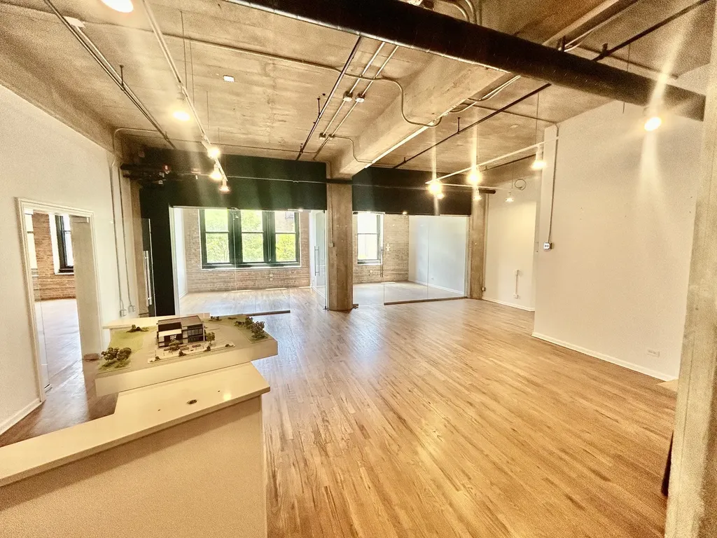 1327 West Washington Boulevard Chicago IL 60607