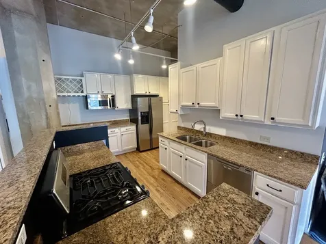 1327 West Washington Boulevard Chicago IL 60607