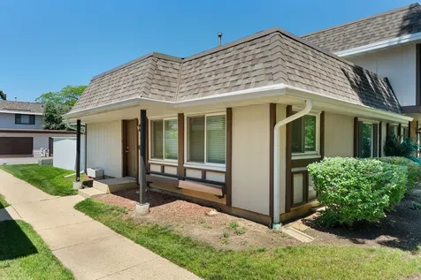 5521 Pebblebeach Drive Hanover Park IL 60133