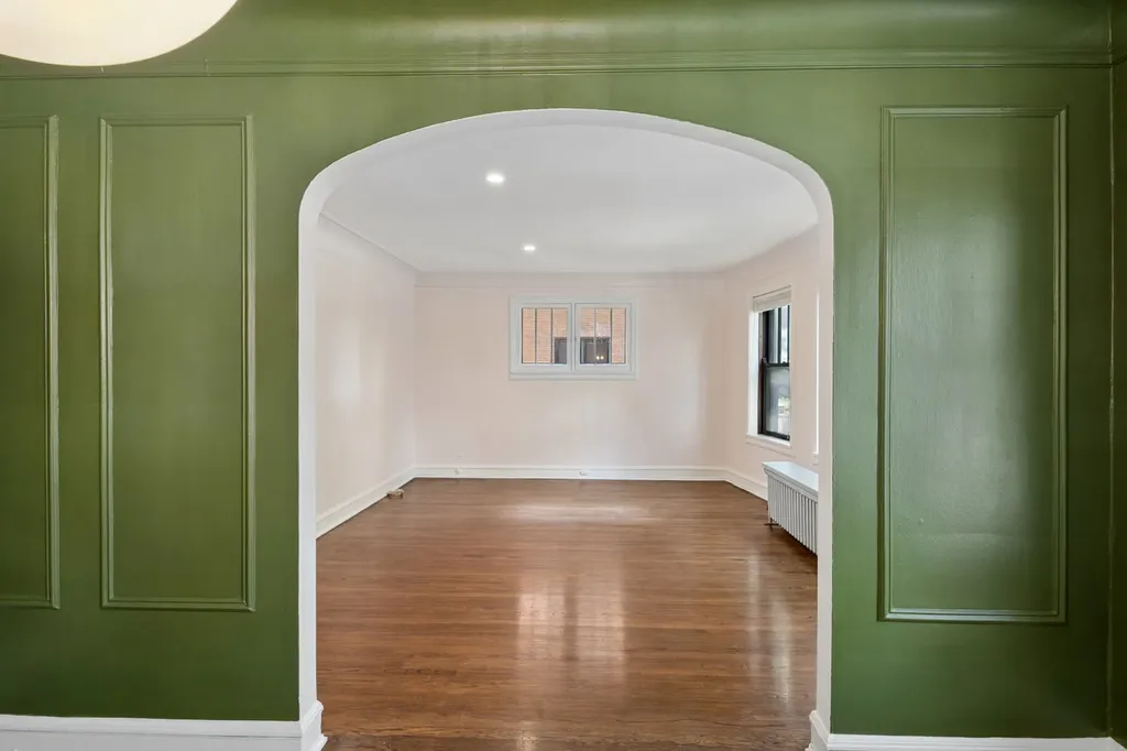 1215 West Granville Avenue Chicago IL 60660