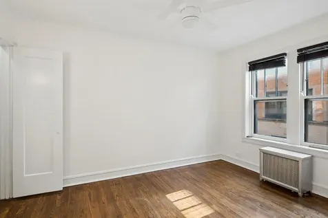 1215 West Granville Avenue Chicago IL 60660