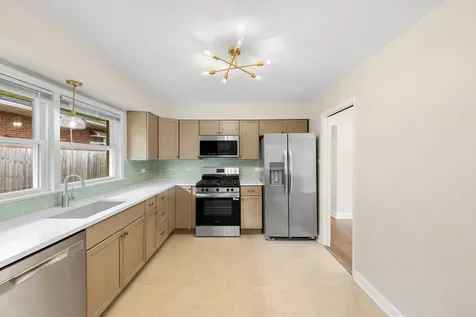 22548 Ridgeway Avenue Richton Park IL 60471