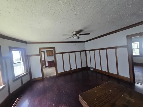 1721 South 5th Street Rockford IL 61104