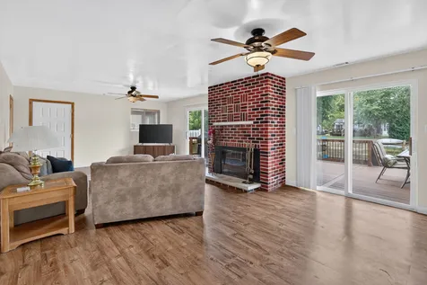 168 Fossil Cove Lane Wilmington IL 60481