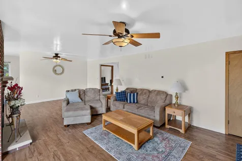 168 Fossil Cove Lane Wilmington IL 60481