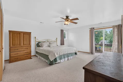 168 Fossil Cove Lane Wilmington IL 60481