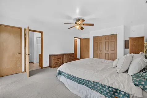 168 Fossil Cove Lane Wilmington IL 60481