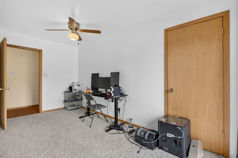 168 Fossil Cove Lane Wilmington IL 60481