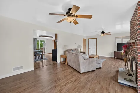 168 Fossil Cove Lane Wilmington IL 60481