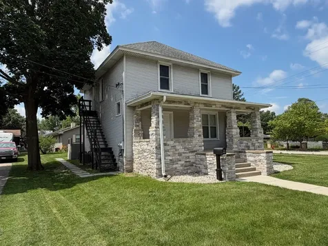 705 East Grant Highway Marengo IL 60152