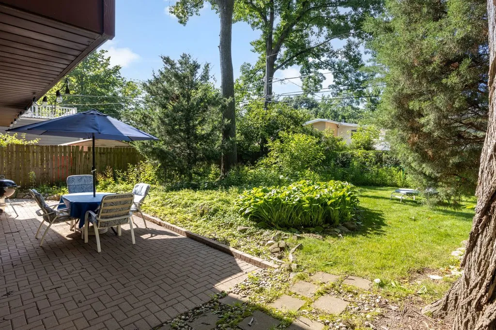 3850 Enfield Avenue Skokie IL 60076
