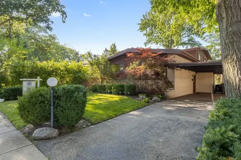 3850 Enfield Avenue Skokie IL 60076