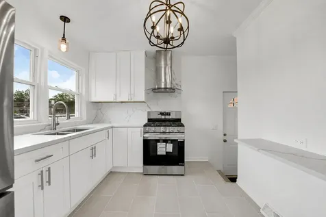3310 Highland Avenue Berwyn IL 60402