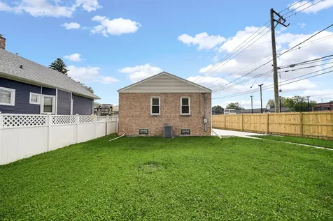 3310 Highland Avenue Berwyn IL 60402